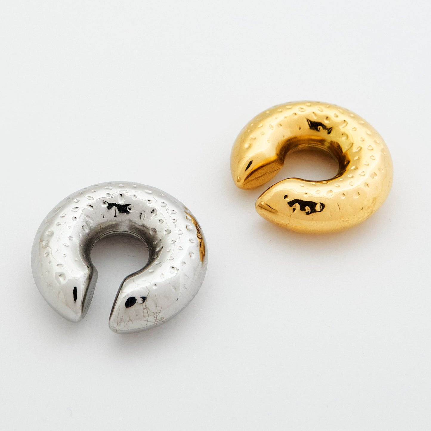 EAR CUFF